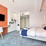 Savana 4* ميلنو